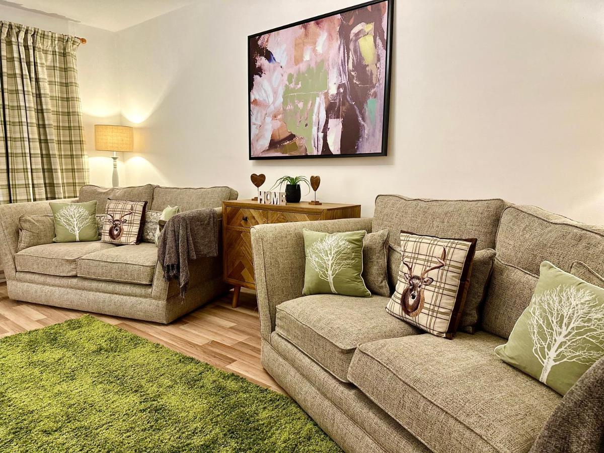 Three Bedroom Rural, Relaxing And Peaceful,Dogs Welcome! With Cymru Holidays Abergavenny Exterior foto